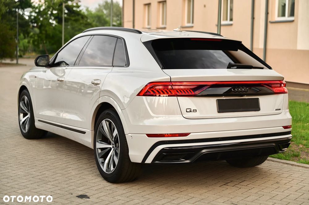 Audi Q8 - 13