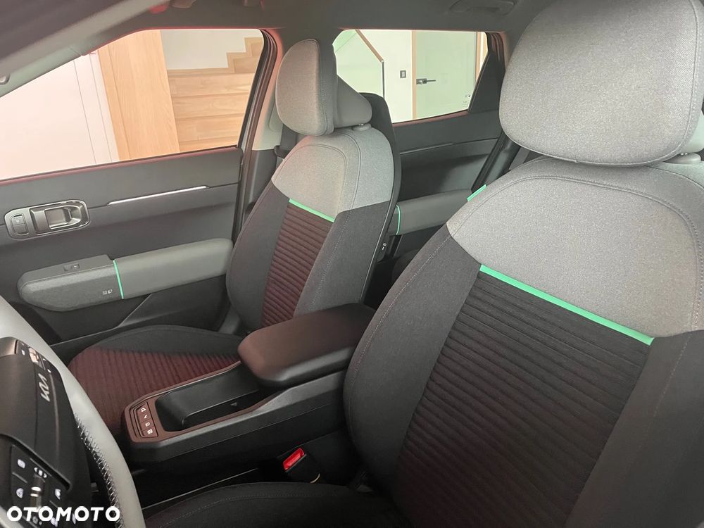 Kia EV4 - 15