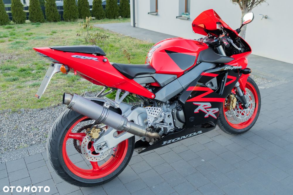Honda CBR - 4