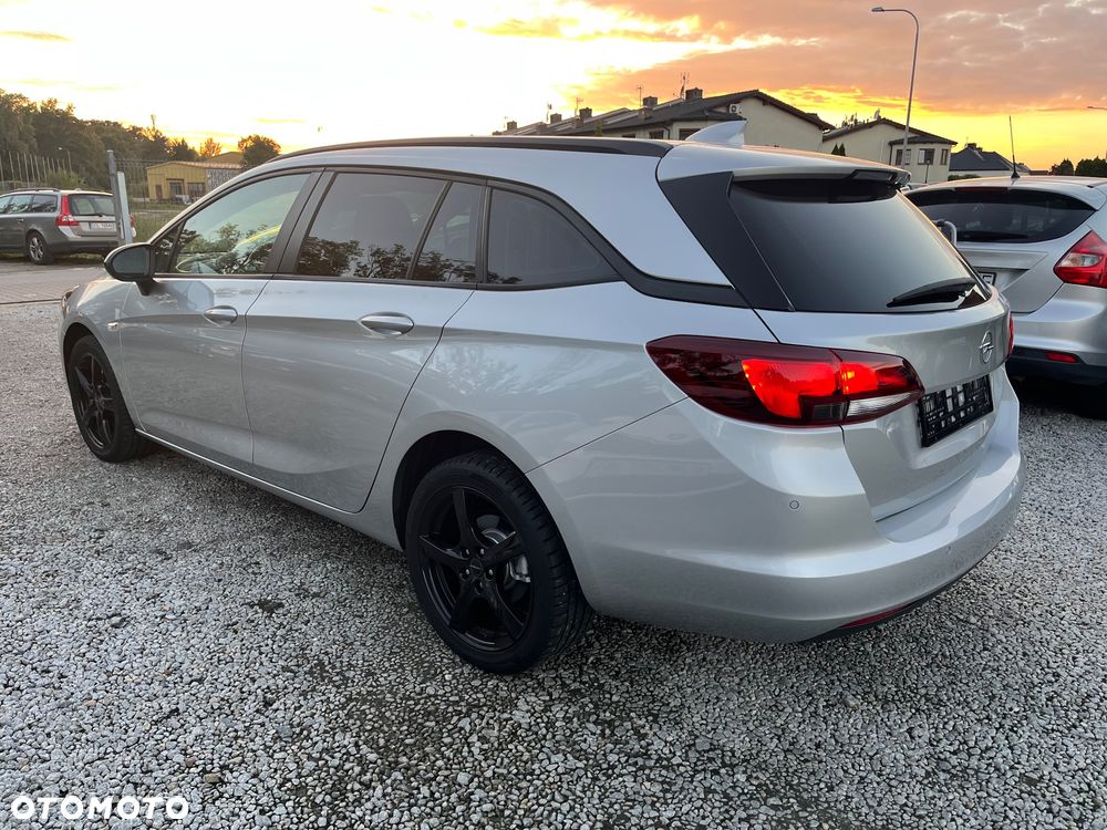 Opel Astra 1.4 Turbo Sports Tourer ON - 22
