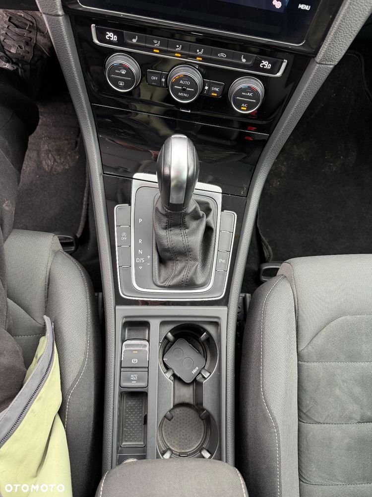 Volkswagen Golf 1.5 TSI ACT (BlueMotion Technology) DSG Highline - 26