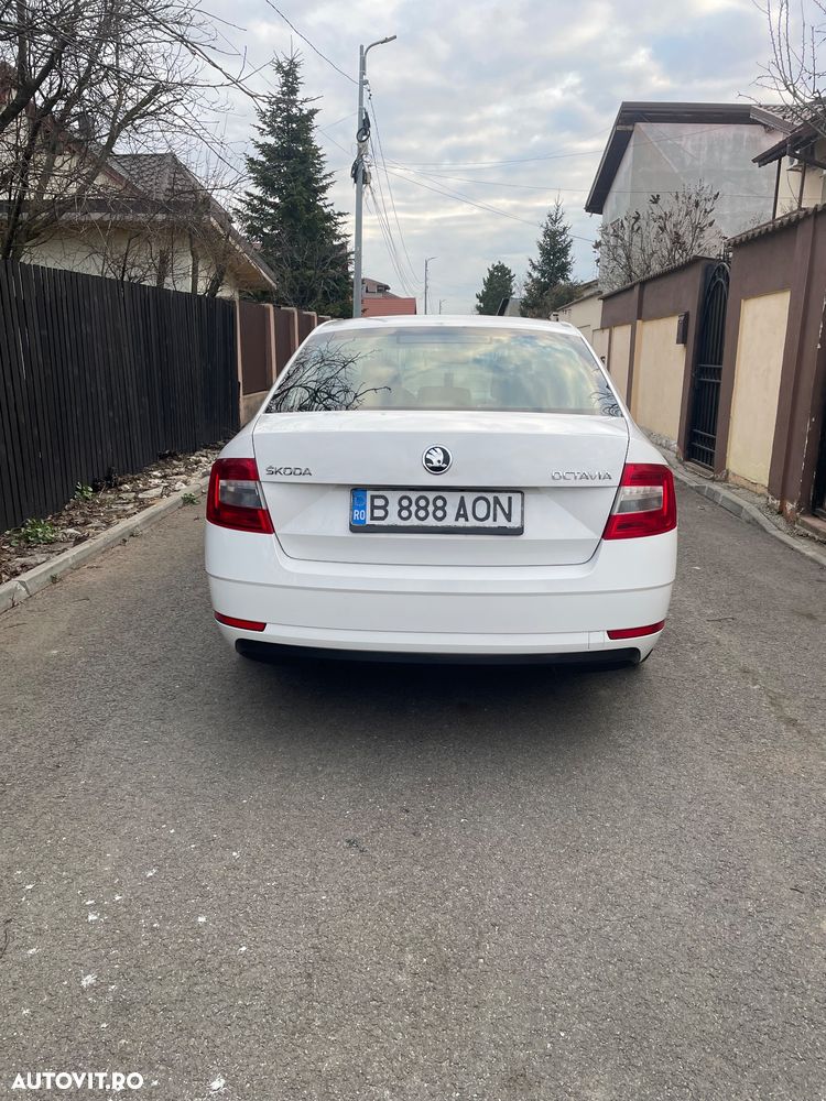 Skoda Octavia 1.6 TDI Style - 4