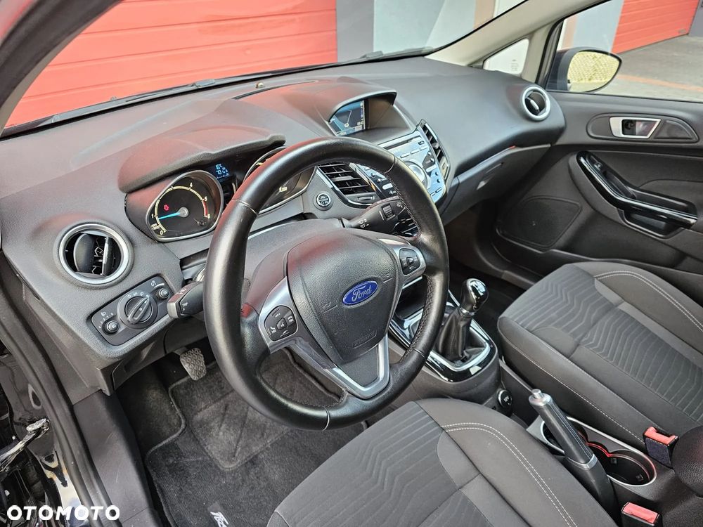 Ford Fiesta 1.6 TDCI Titanium - 17