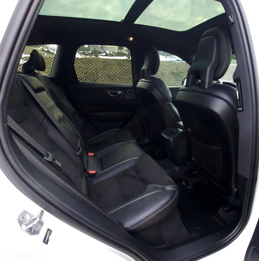 Volvo XC 60 ver-t6-awd-r--design - 26