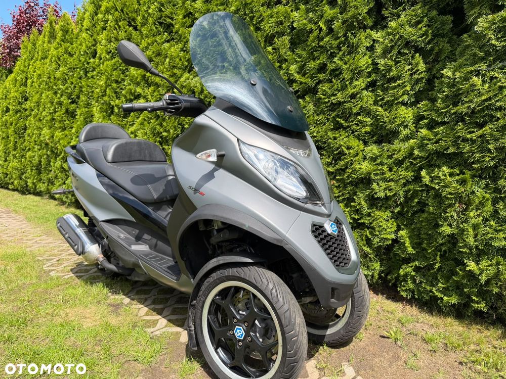 Piaggio MP-3 - 1