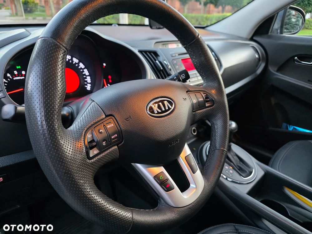 Kia Sportage 2.0 CRDI L - 11