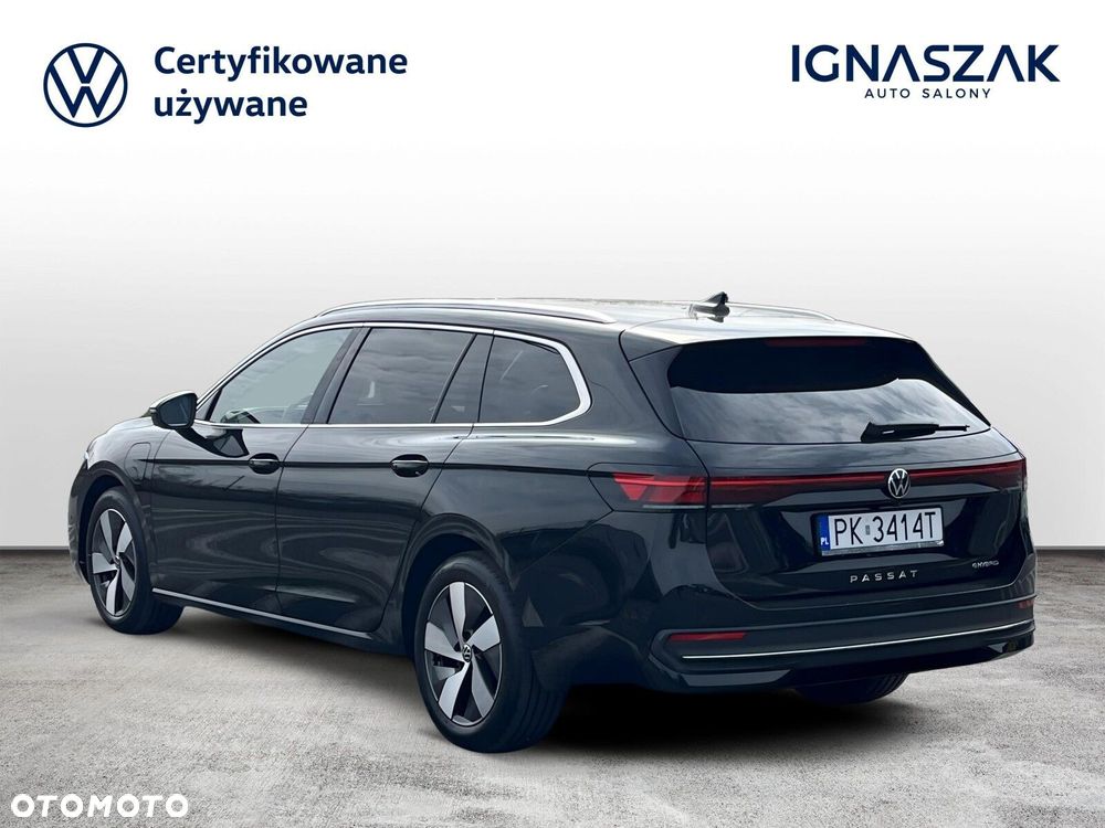 Volkswagen Passat - 3