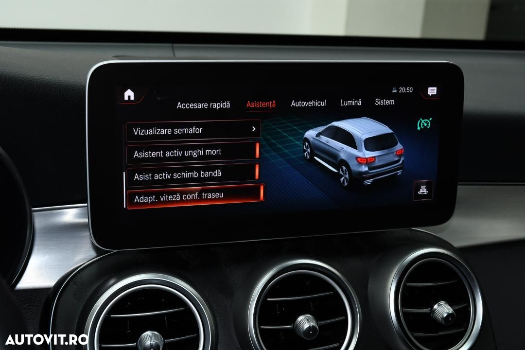 Mercedes-Benz GLC 300 d 4MATIC - 31