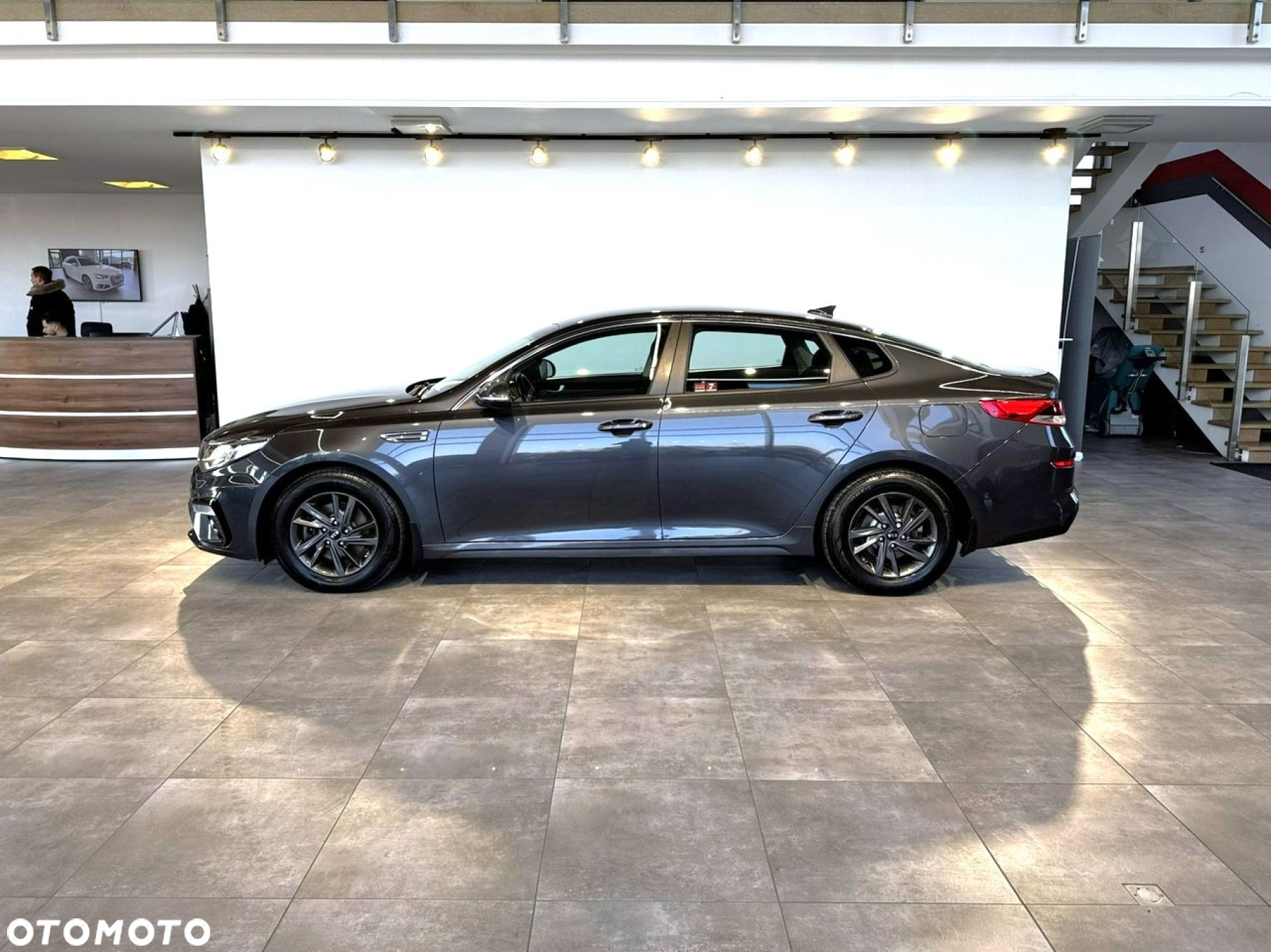 Kia Optima - 6
