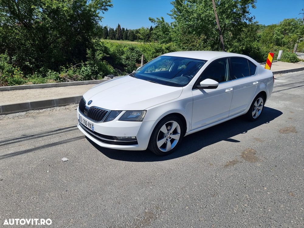 Skoda Octavia 2.0 TDI DSG Drive - 1