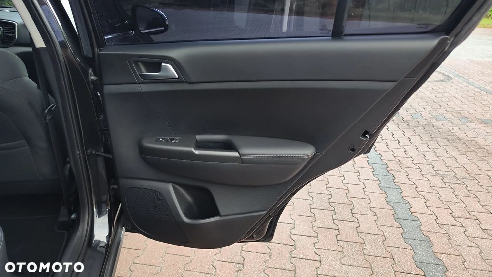 Kia Sportage 1.6 GDI 2WD Vision - 24