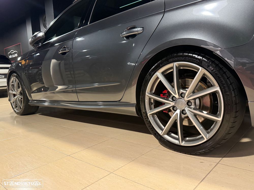 Audi S3 Sportback 2.0 TFSi quattro S tronic - 49