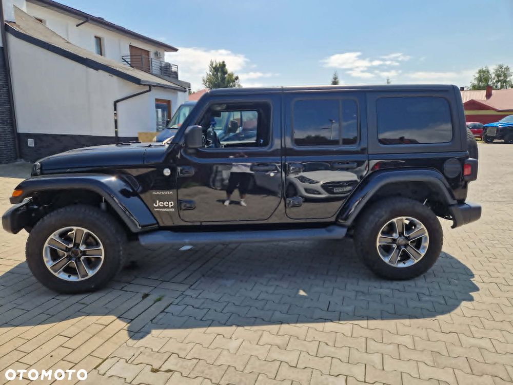 Jeep Wrangler - 3