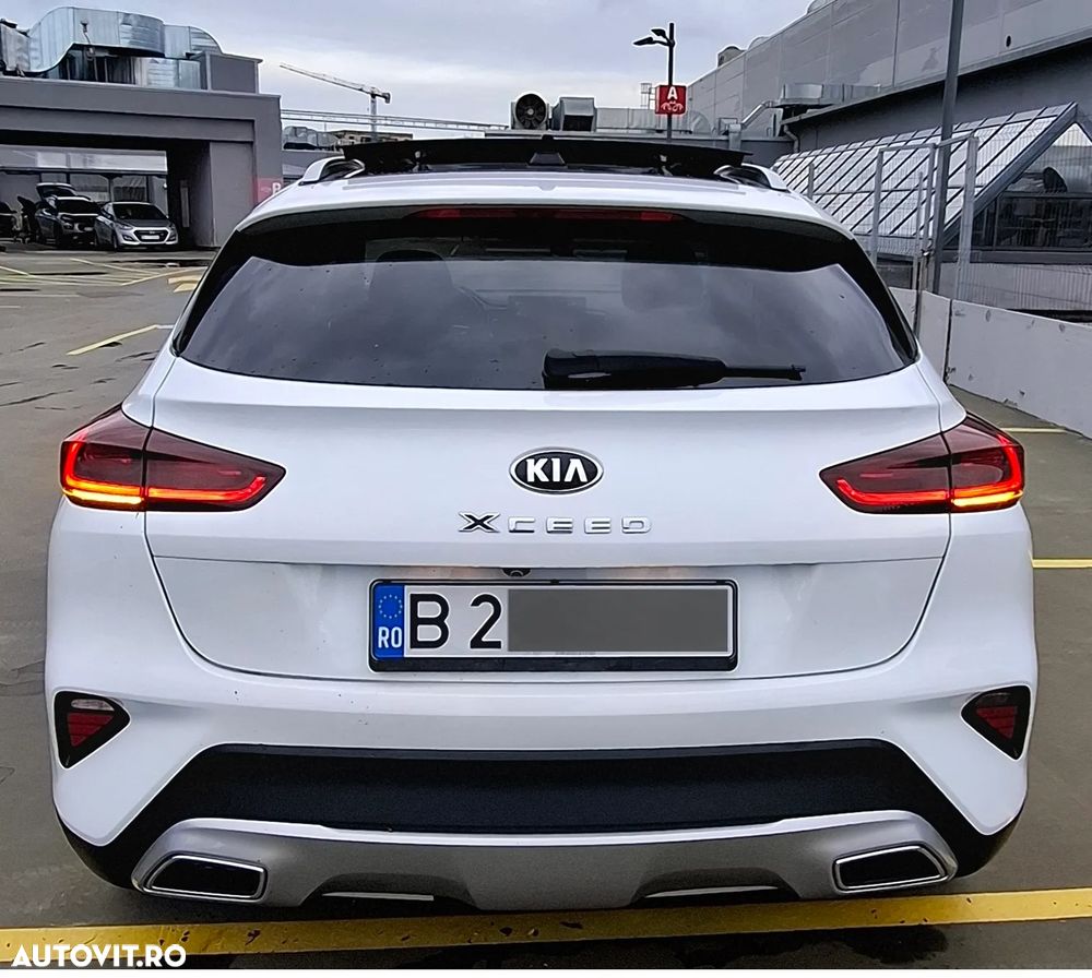 Kia XCeed 1.6 T-GDI OPF DCT7 PLATINUM EDITION - 4