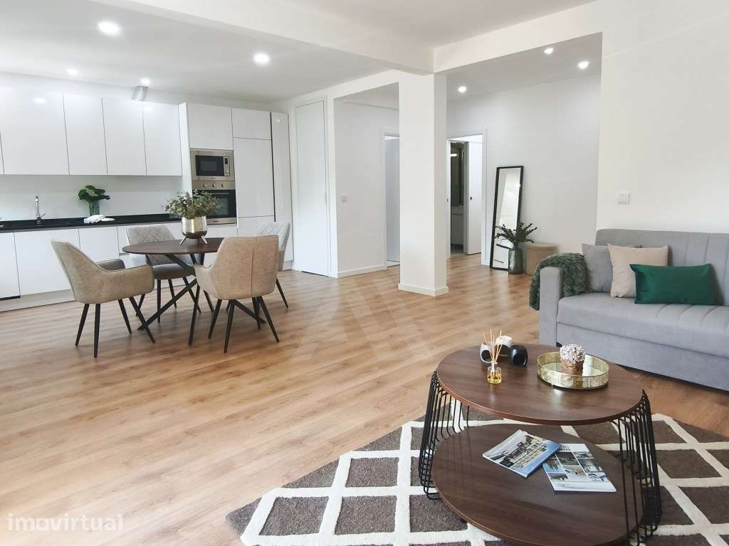 Apartamento T3 com suíte e varanda em Lisboa - Grande imagem: 4/23