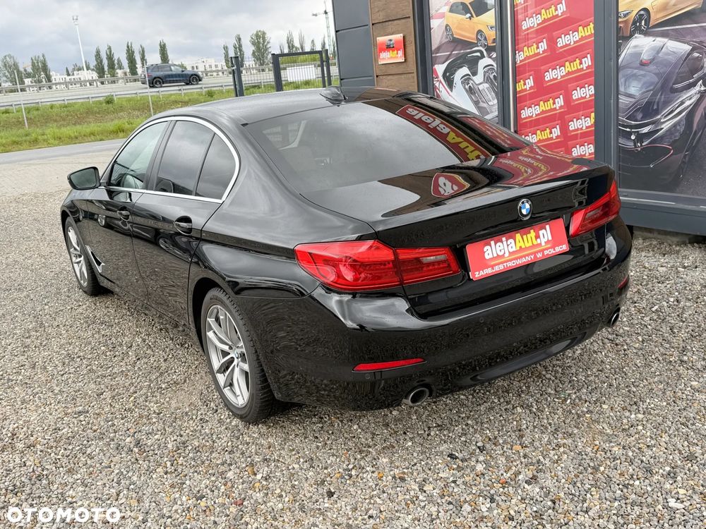 BMW Seria 5 520d - 4