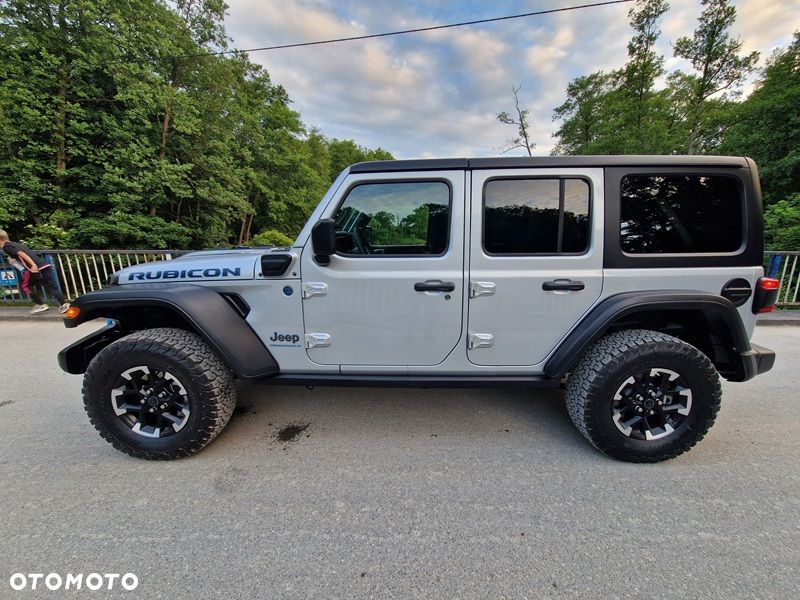 Jeep Wrangler - 2