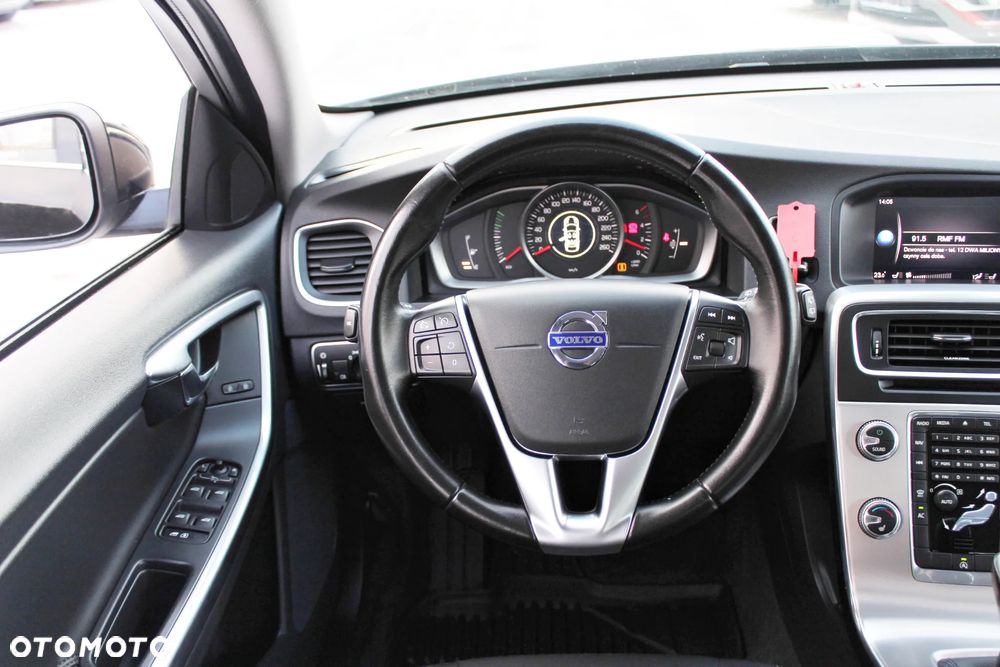 Volvo V60 D3 Kinetic - 11
