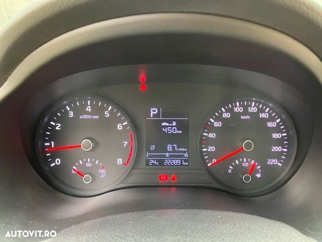 Kia Rio - 5