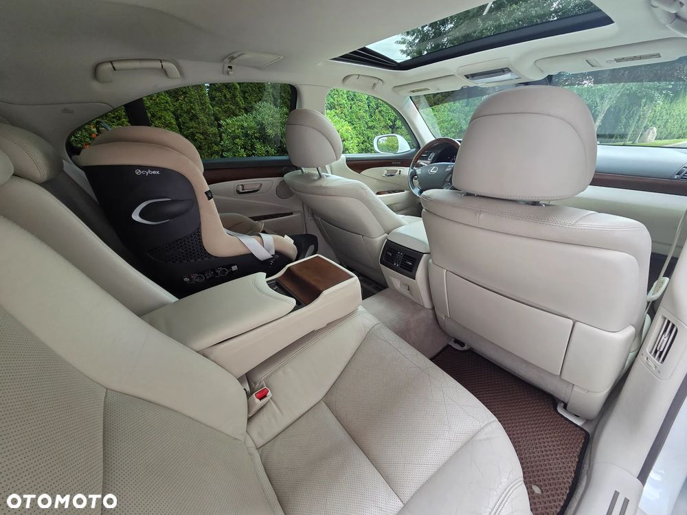 Lexus LS 460 Elegance - 10