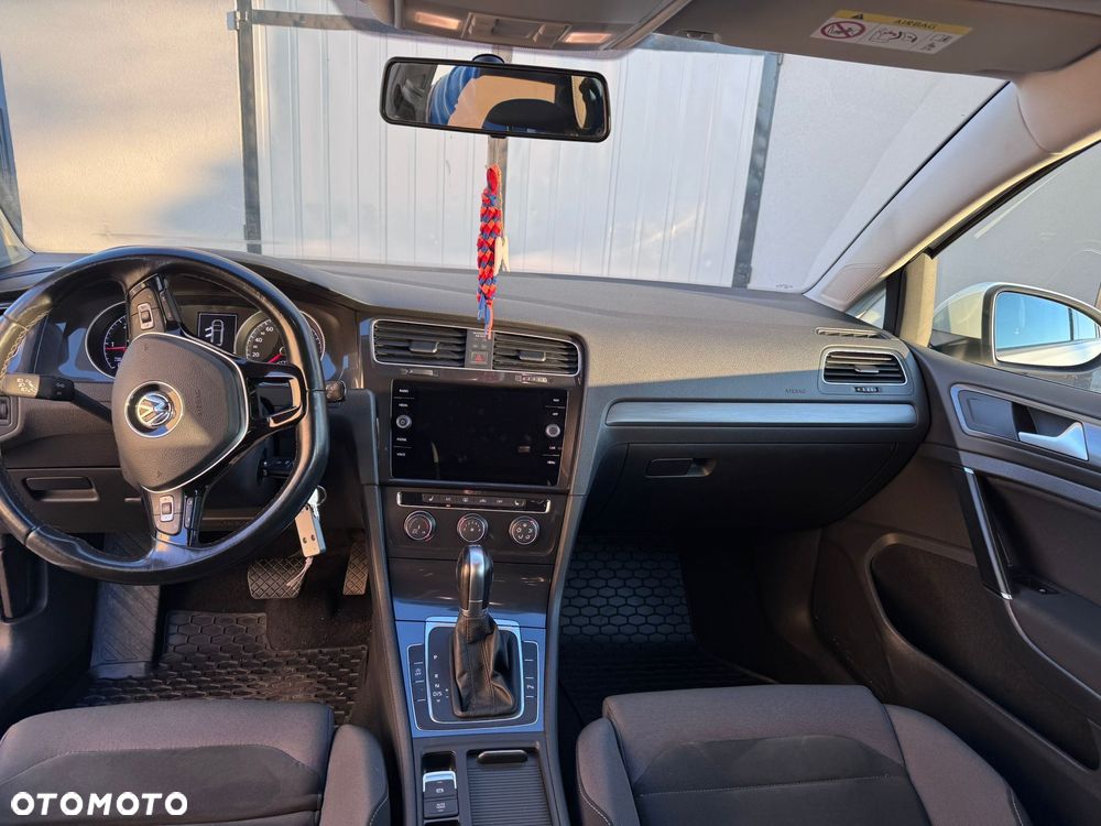 Volkswagen Golf 1.6 TDI SCR DSG Comfortline - 7