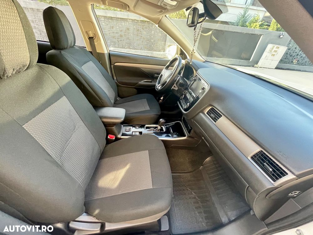 Mitsubishi Outlander 2.2 Litre DI-D AWD Instyle Aut. - 9
