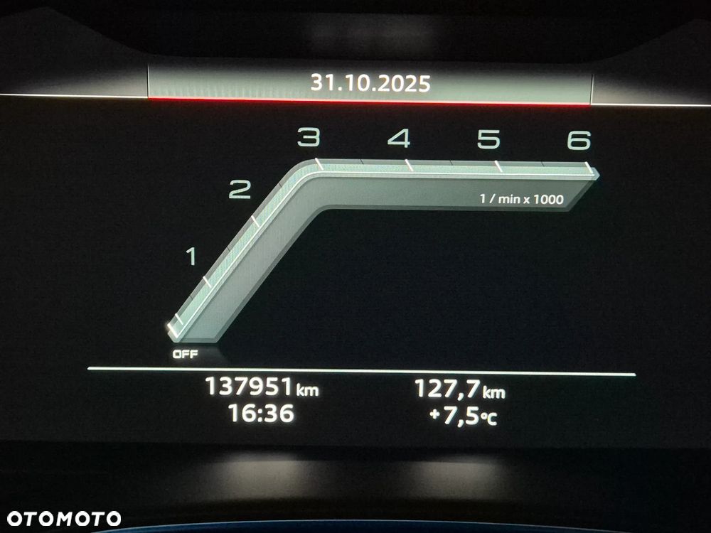 Audi A6 Avant 40 TDI quattro S tronic S line - 34