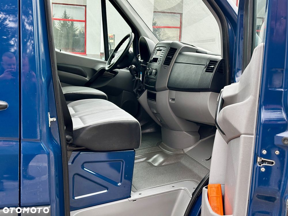 Volkswagen CRAFTER - 7