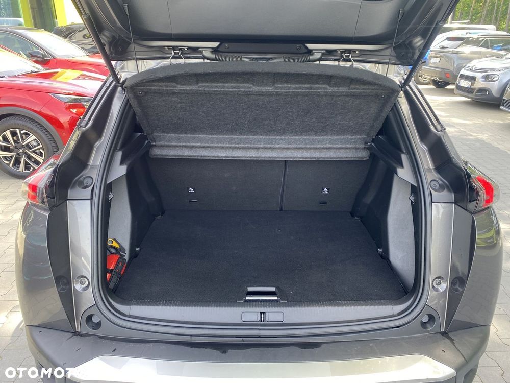 Peugeot 2008 1.2 PureTech GT Line S&S - 8