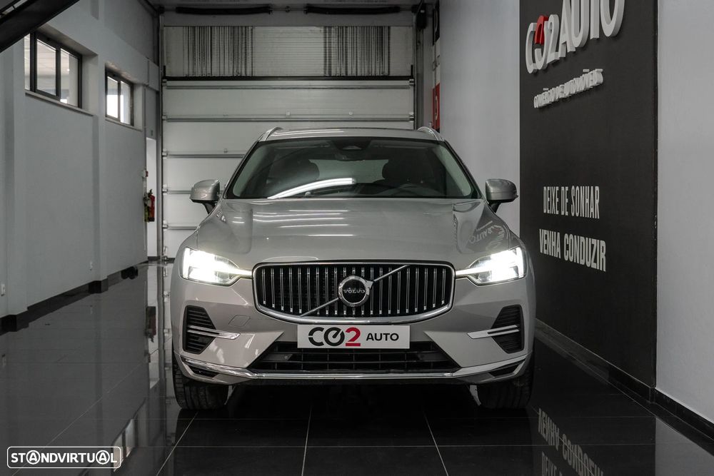 Volvo XC 60 2.0 T6 PHEV Core AWD - 2