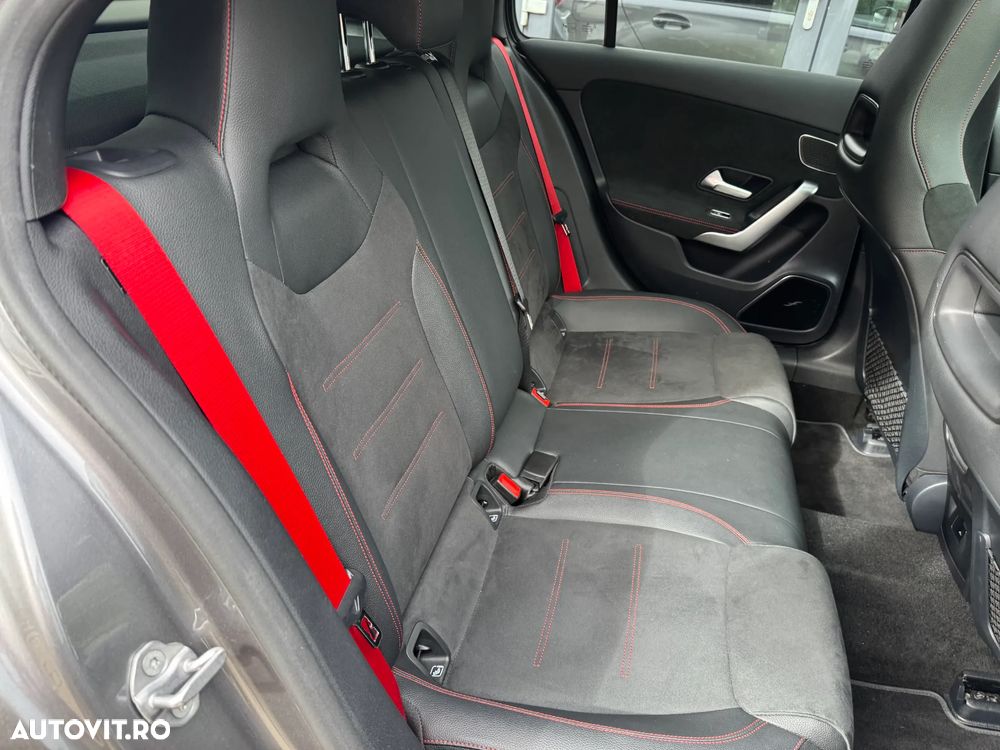 Mercedes-Benz A AMG 35 4Matic AMG Speedshift DCT 7G - 13