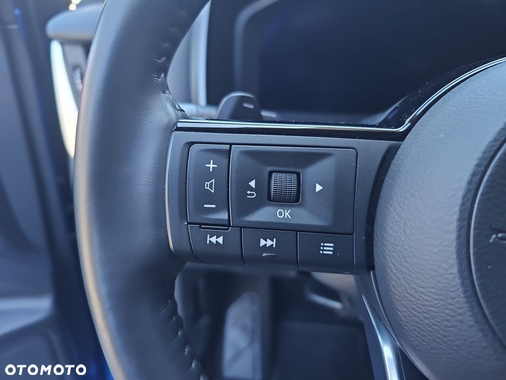 Nissan Qashqai 1.3 DIG-T MHEV N-Connecta Xtronic - 17