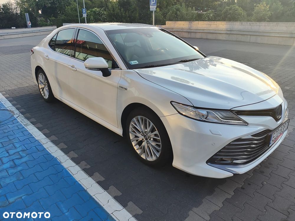 Toyota Camry 2.5 Hybrid Executive CVT - 9