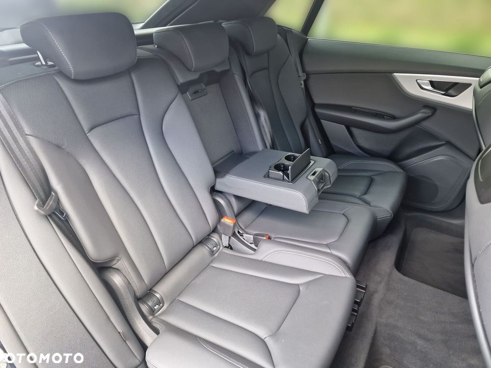 Audi Q8 - 12