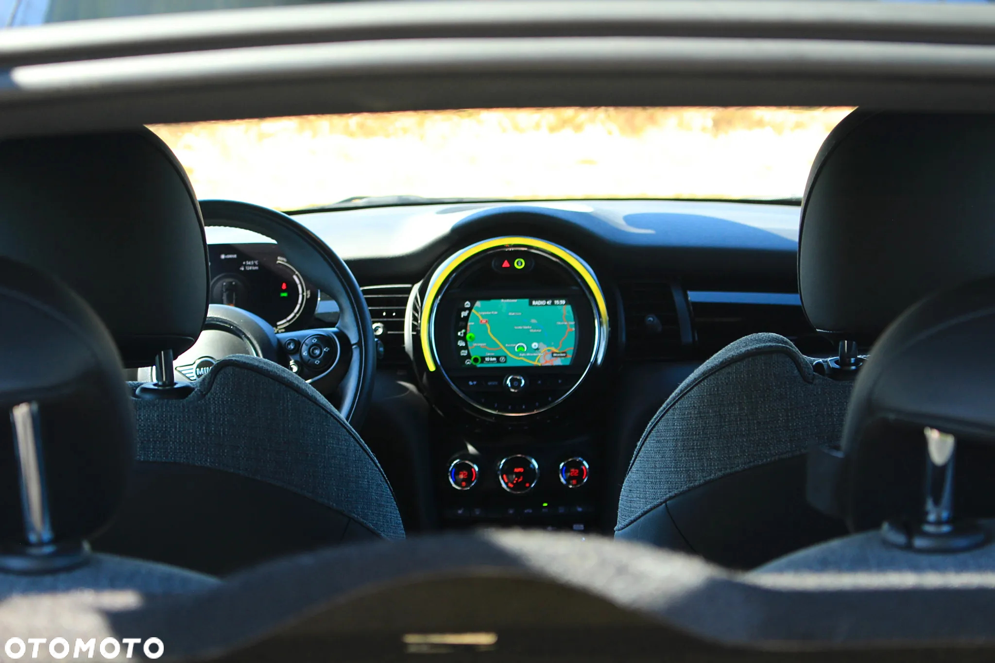 MINI Cooper SE Classic Trim - 19