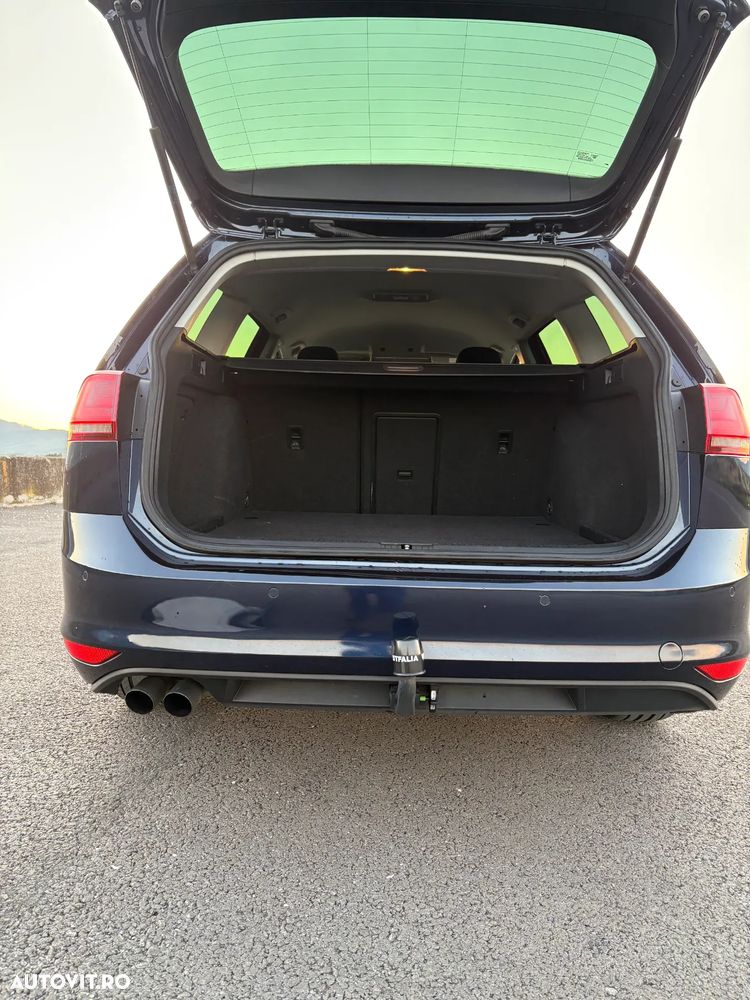 Volkswagen Golf 2.0 TDI SCR Highline - 9