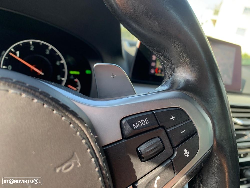 BMW 518 d Pack M Auto - 27