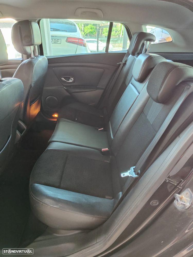 Renault Mégane Sport Tourer 1.5 dCi Dynamique - 14