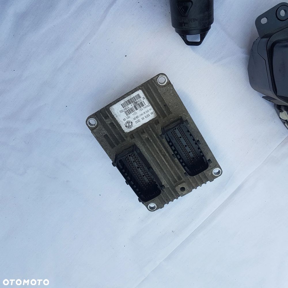 STEROWNIK komputer bsi kluczyk 2 szt zestaw startowy silnika od SKRZYNI AUTOMATYCZNEJ robot selespeed FIAT 500 fiorino grande punto evo mito idea musa ypsilon doblo bravo II panda MAGNETI MARELLI IAW5SF9.MS 51847332 - 25