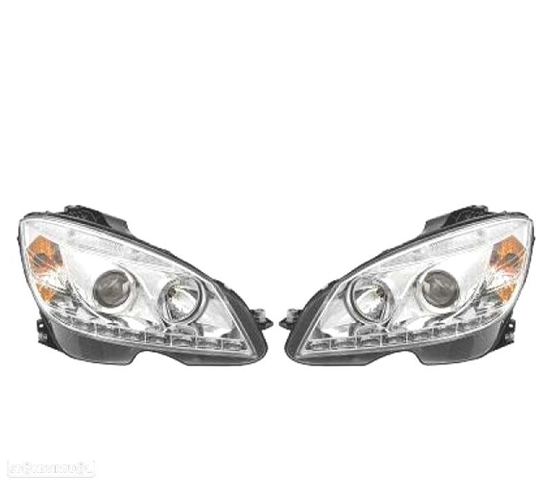 FARÓIS MERCEDES CLASSE C W204 07-11 LUZ DIURNA FUNDO CROMADO - 1