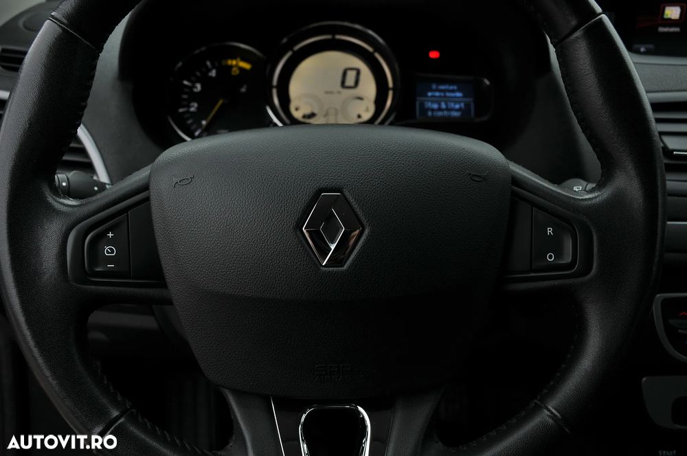Renault Megane dCi 110 FAP LIMITED - 27