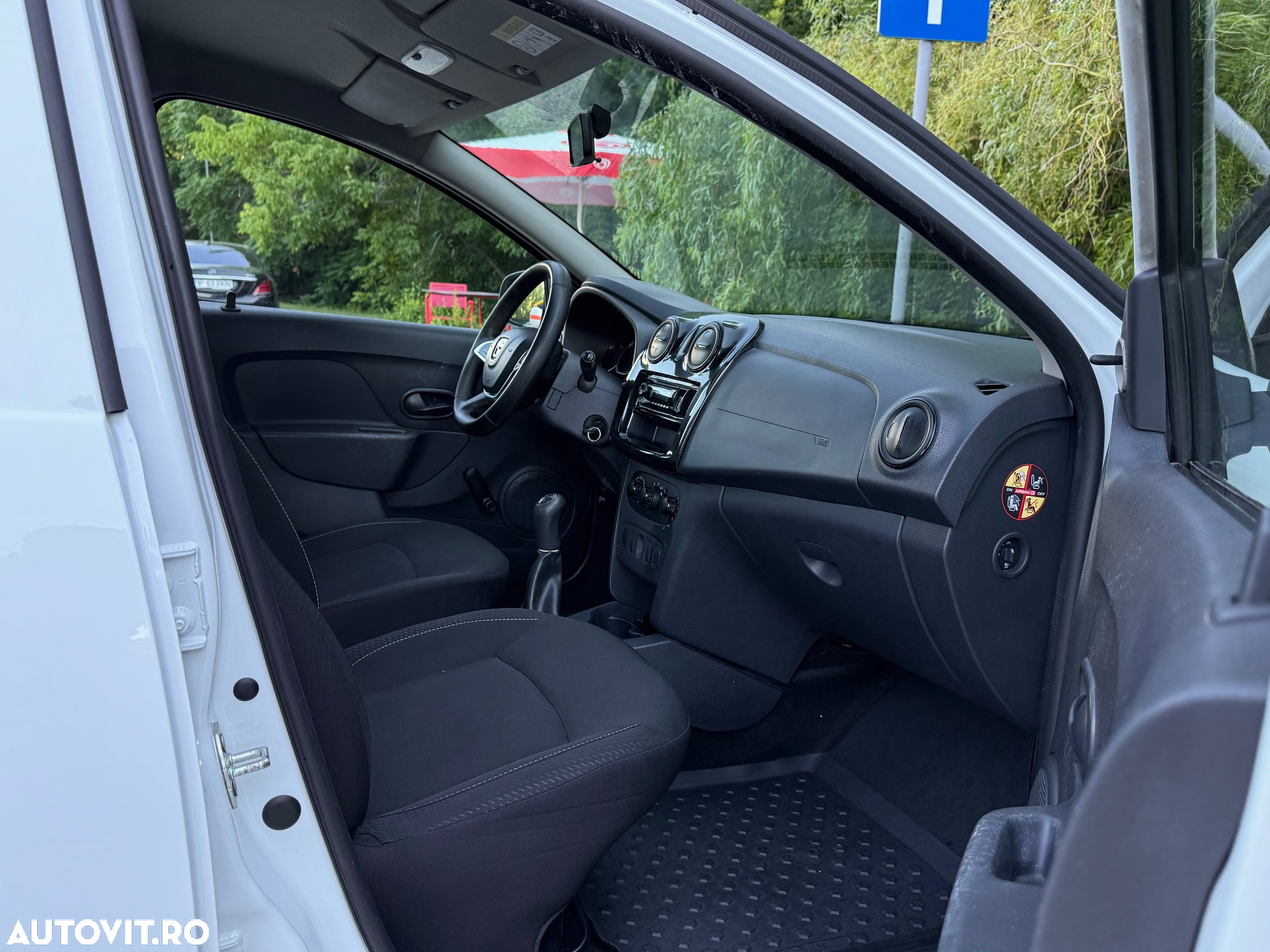 Dacia Logan - 7