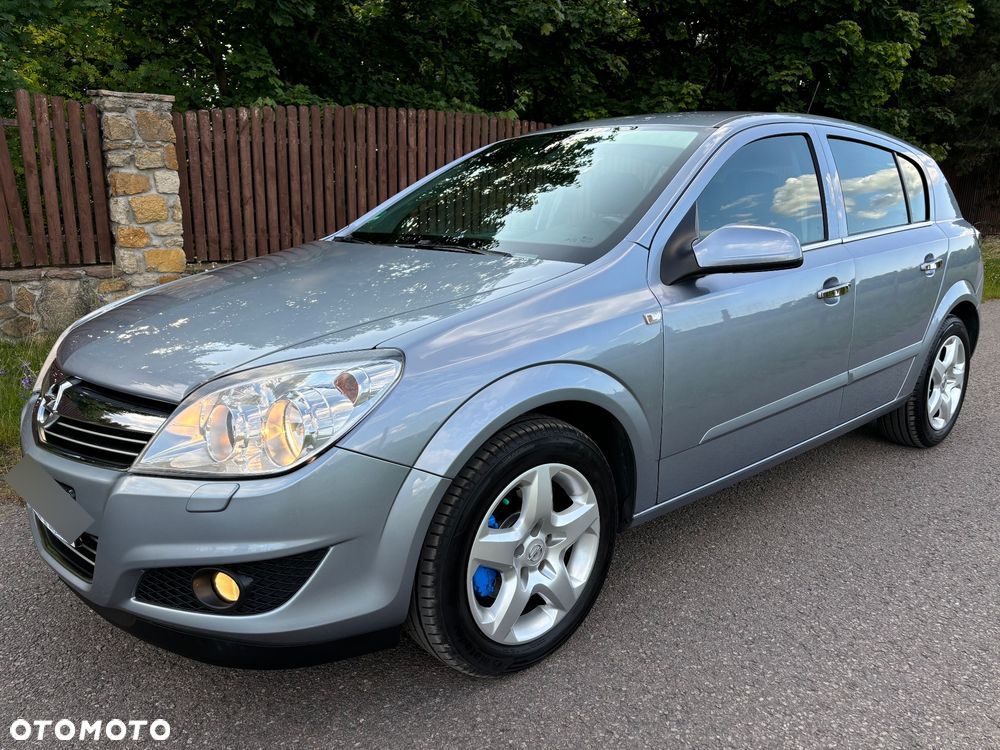 Opel Astra 1.6 Sport - 1