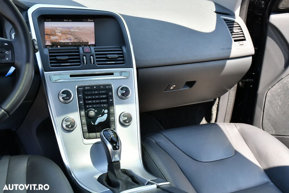 Volvo XC 60 - 24