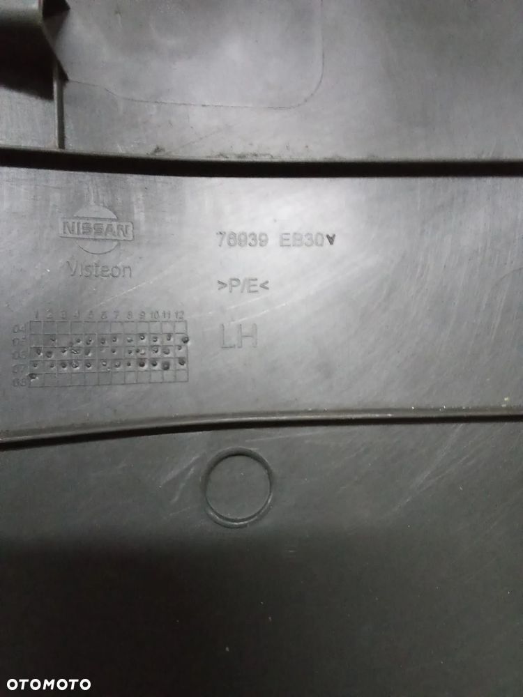 Nissan Navara D40 osłona 76939EB30 - 3