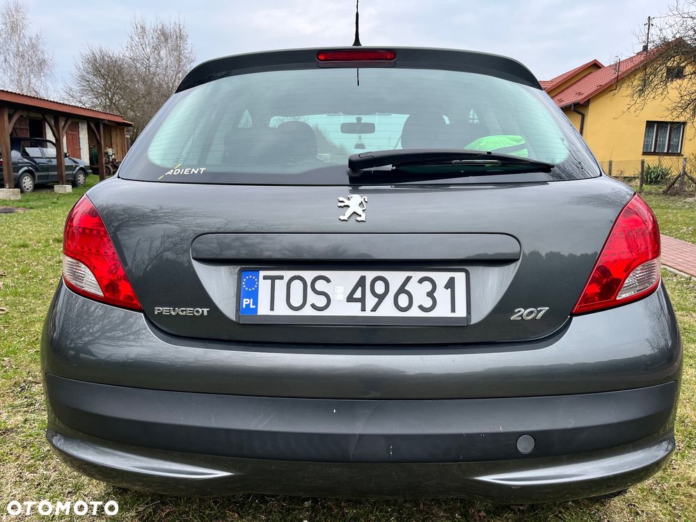 Peugeot 207 - 9