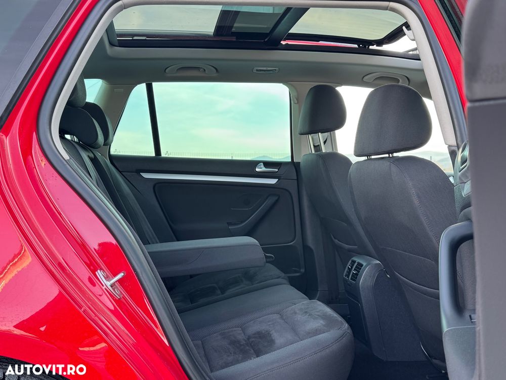 Volkswagen Golf Variant 2.0 TDI DPF Highline - 5