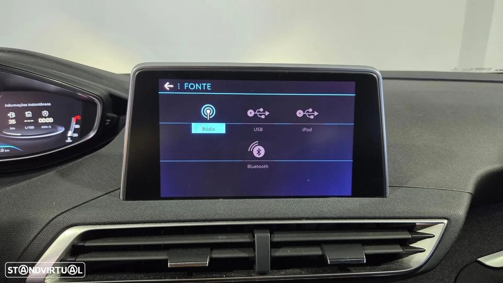Peugeot 3008 1.5 BlueHDi Allure EAT8 - 26