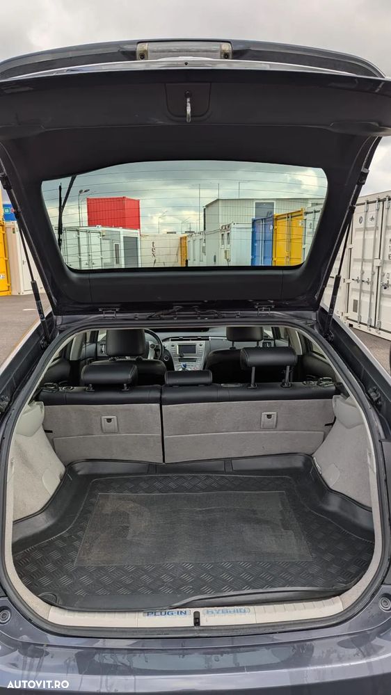 Toyota Prius - 7