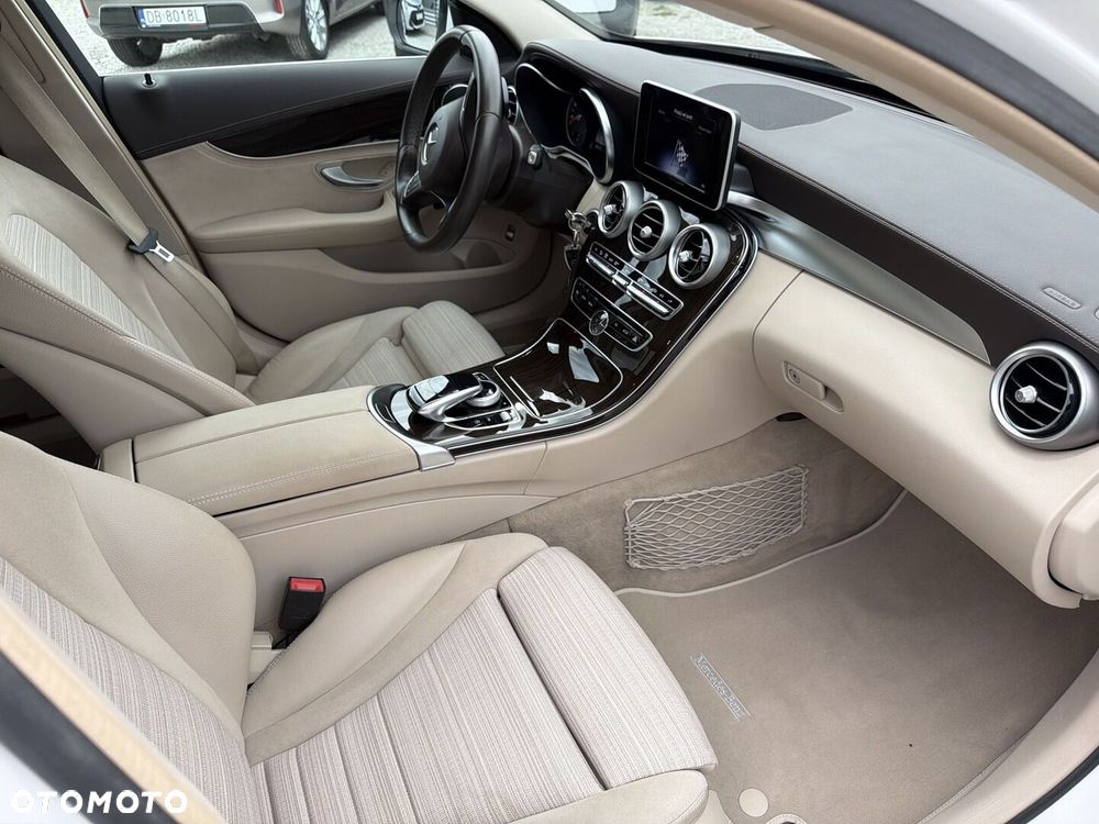 Mercedes-Benz Klasa C 200 7G-TRONIC - 9